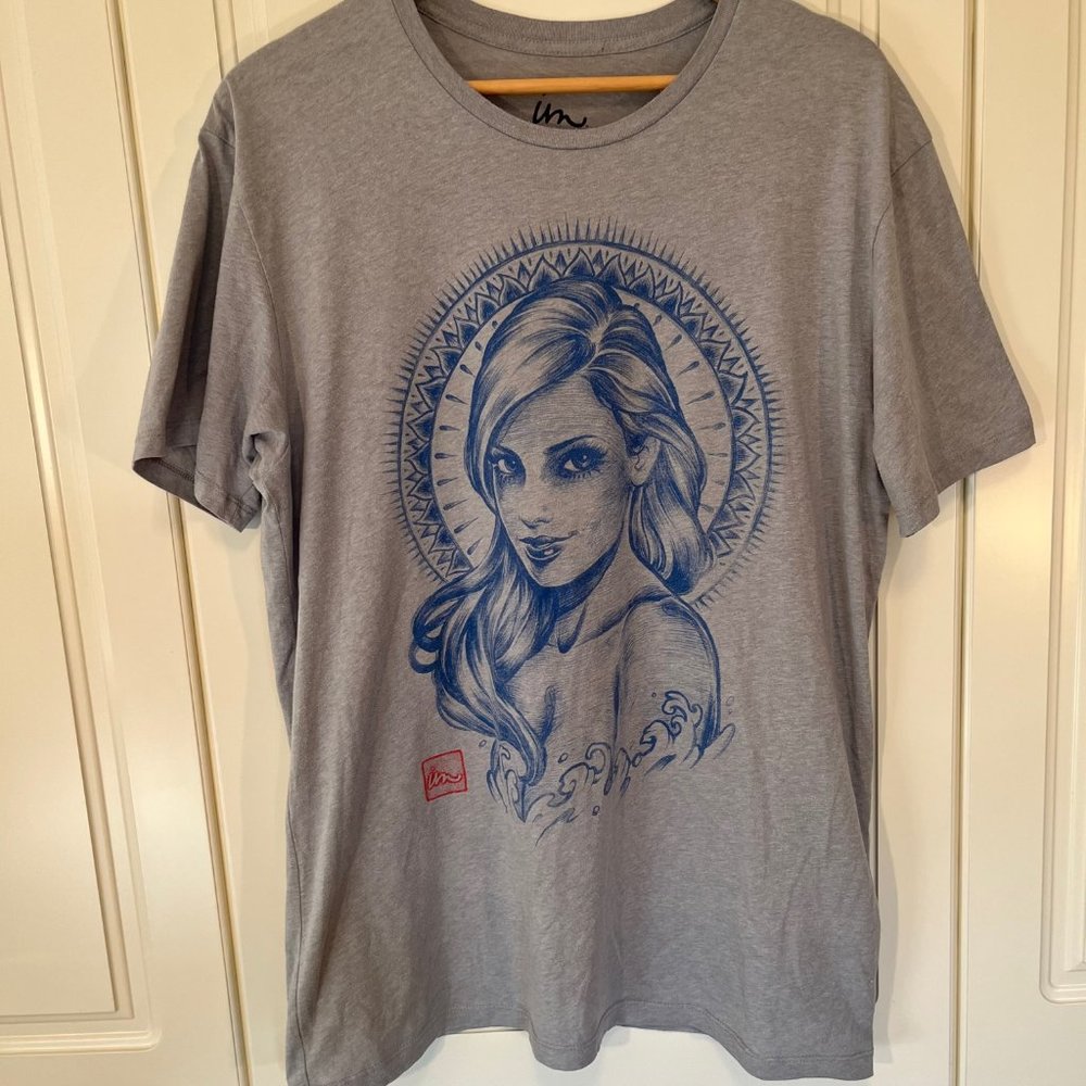 im THE UNDERACHIEVERS Grey & Blue Graphic Short-sleeved T-shirt Men's size XL